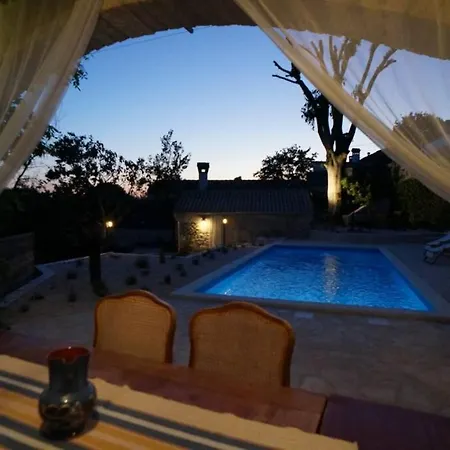 Holiday home Alisia, Wunderschoenes Natursteinhaus Bei Porec, Istrien, Kroatien