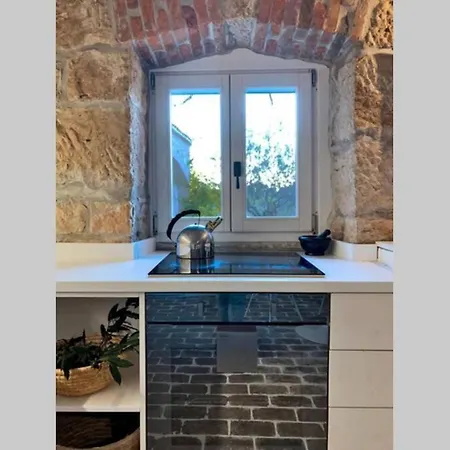 Alisia, Wunderschoenes Natursteinhaus Bei Porec, Istrien, Kroatien Feriehus Vranje Selo